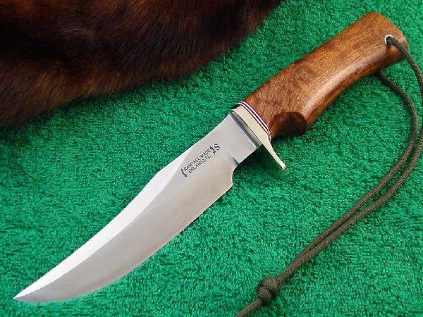 LITTLE BEAR BOWIE KNIFE model-12.jpg