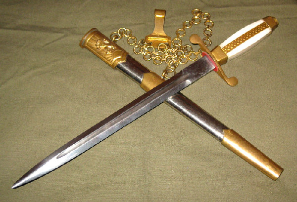 dagger1-005.jpg